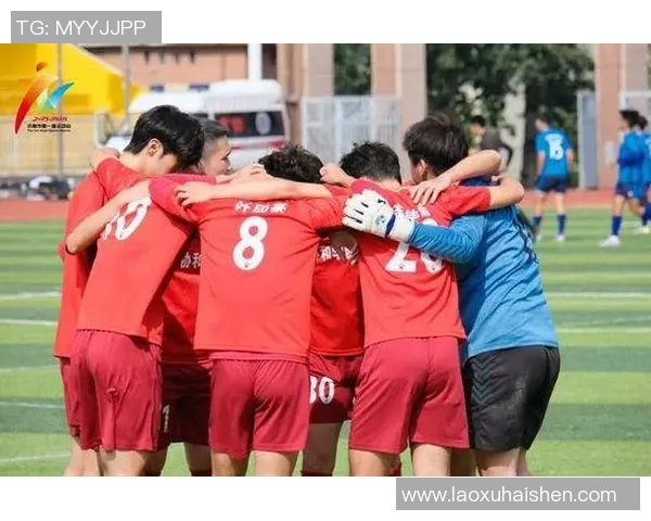 足球即使在逆境中也能激发团队精神与个人潜能的无限可能性